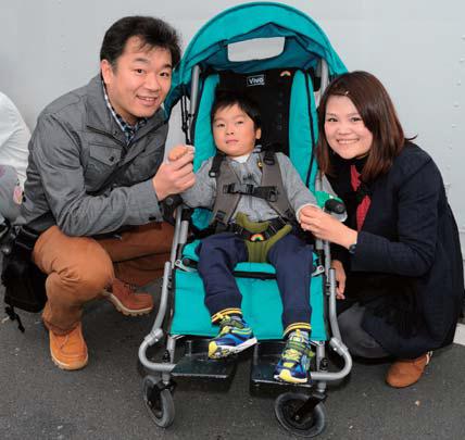 吉田  大さん（左）大和くん（中）和香子さん（右）