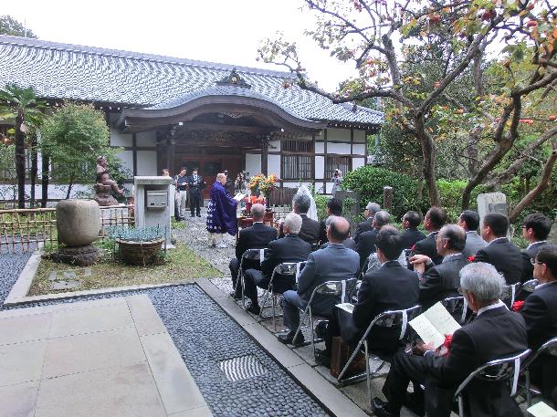 森住職による法要