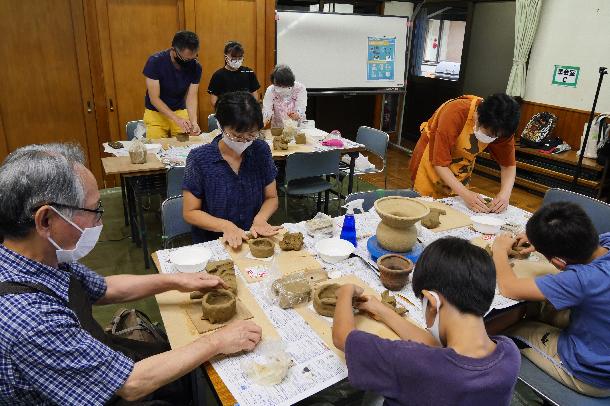 土器の形づくり