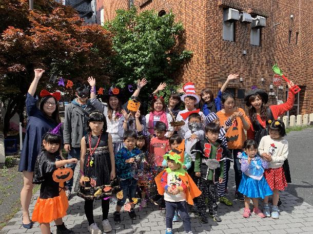 ハロウィンパレードで住民同士の「顔が見える地域」へ