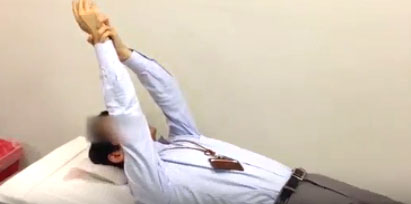 背泳ぎ運動のサムネイル画像