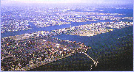 空から見た川崎の臨海部