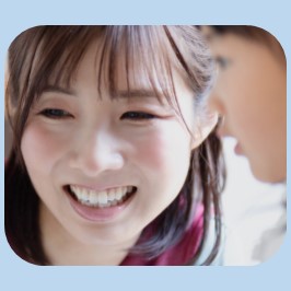 保育士と子ども