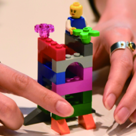 レゴブロックによる作品イメージ