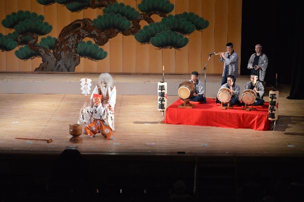 白幡八幡大神囃子連中