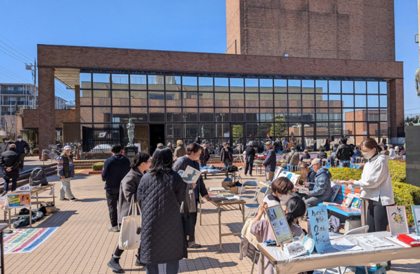 ひろばマルシェの様子1