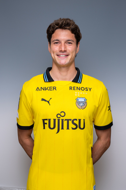 山口瑠伊選手の写真です