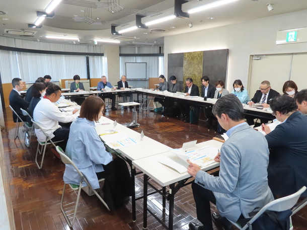 実行委員会の様子（写真）