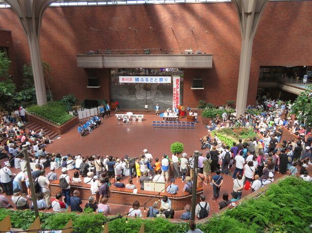 祭りの風景