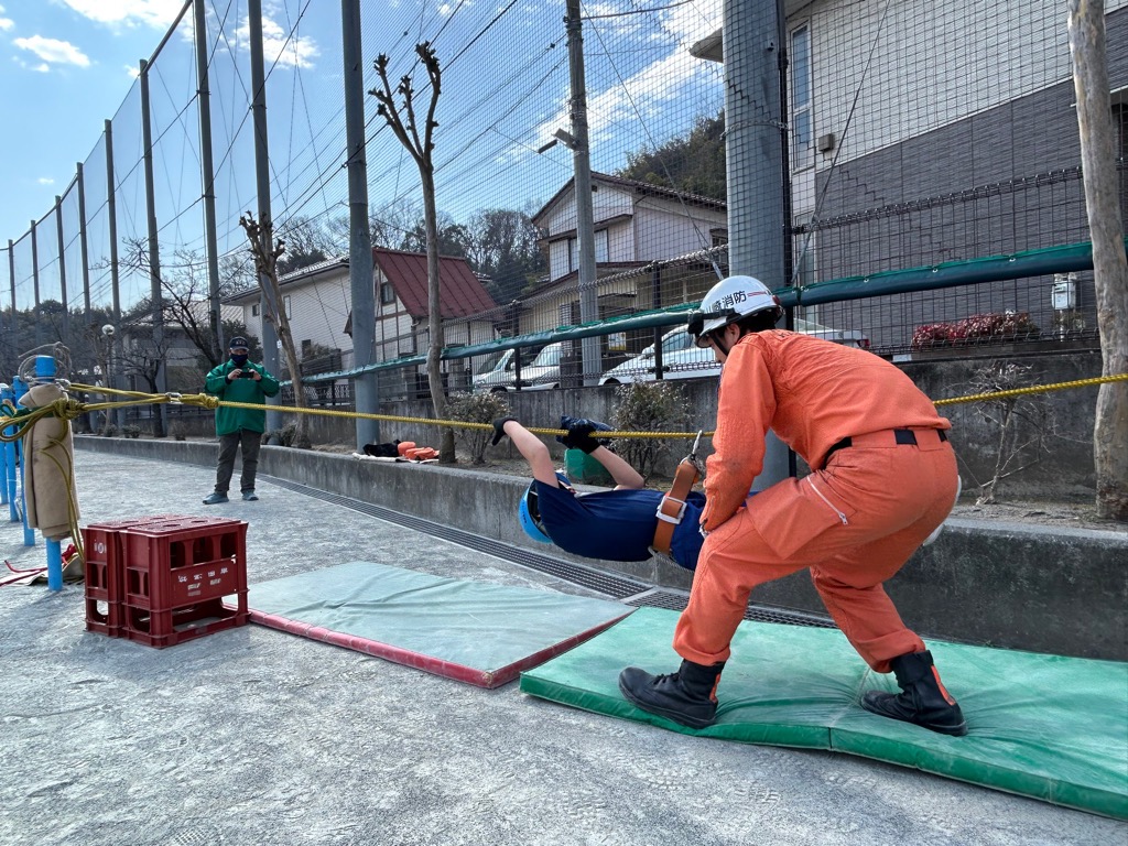 ちびっこレスキュー体験もできるよ(身長制限有)