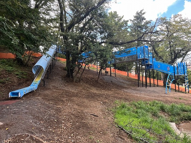 大型遊具施工中