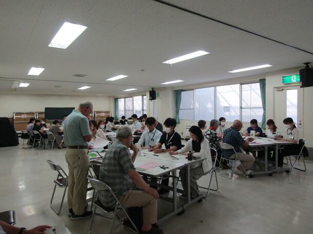 令和7年中野島多世代つながり愛プロジェクト協議会新規団体紹介の様子