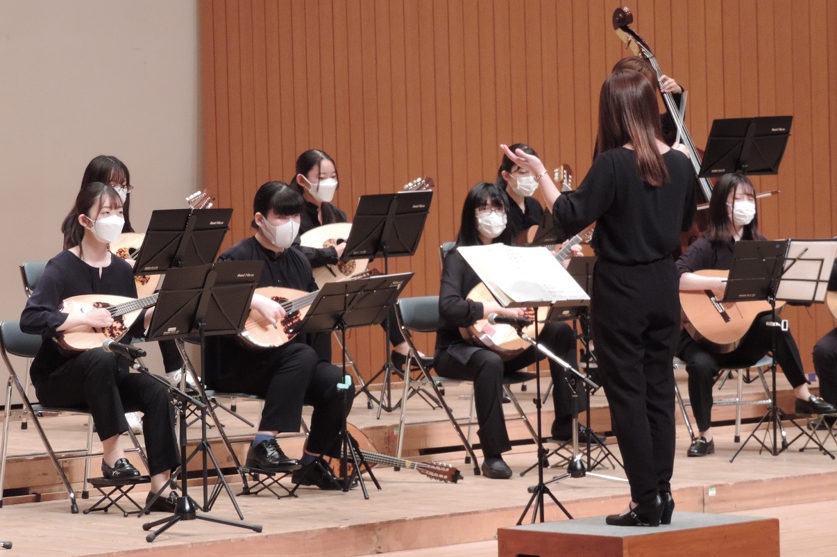 日本女子大学　マンドリンクラブ